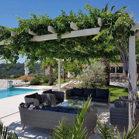 Shiraz Villa