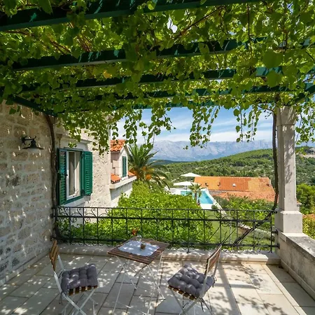 Vila Shiraz Selca (Brac)