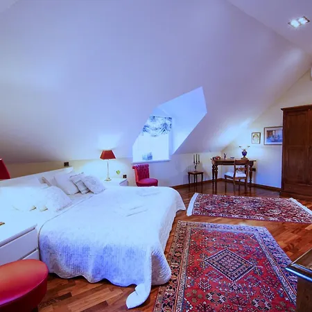 Shiraz Villa Selca (Brac)