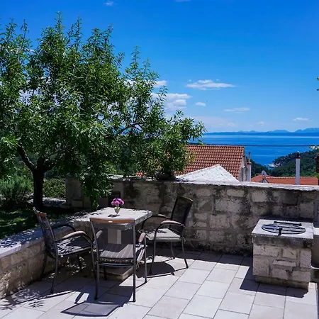 Villa Shiraz