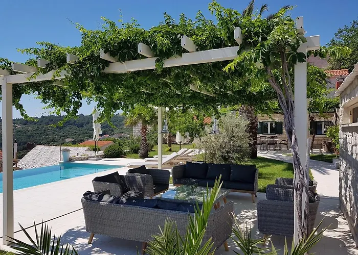 Shiraz Villa