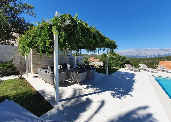 Villa Shiraz *
