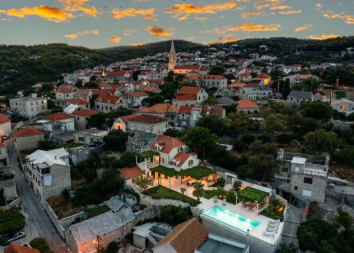 Shiraz Villa *